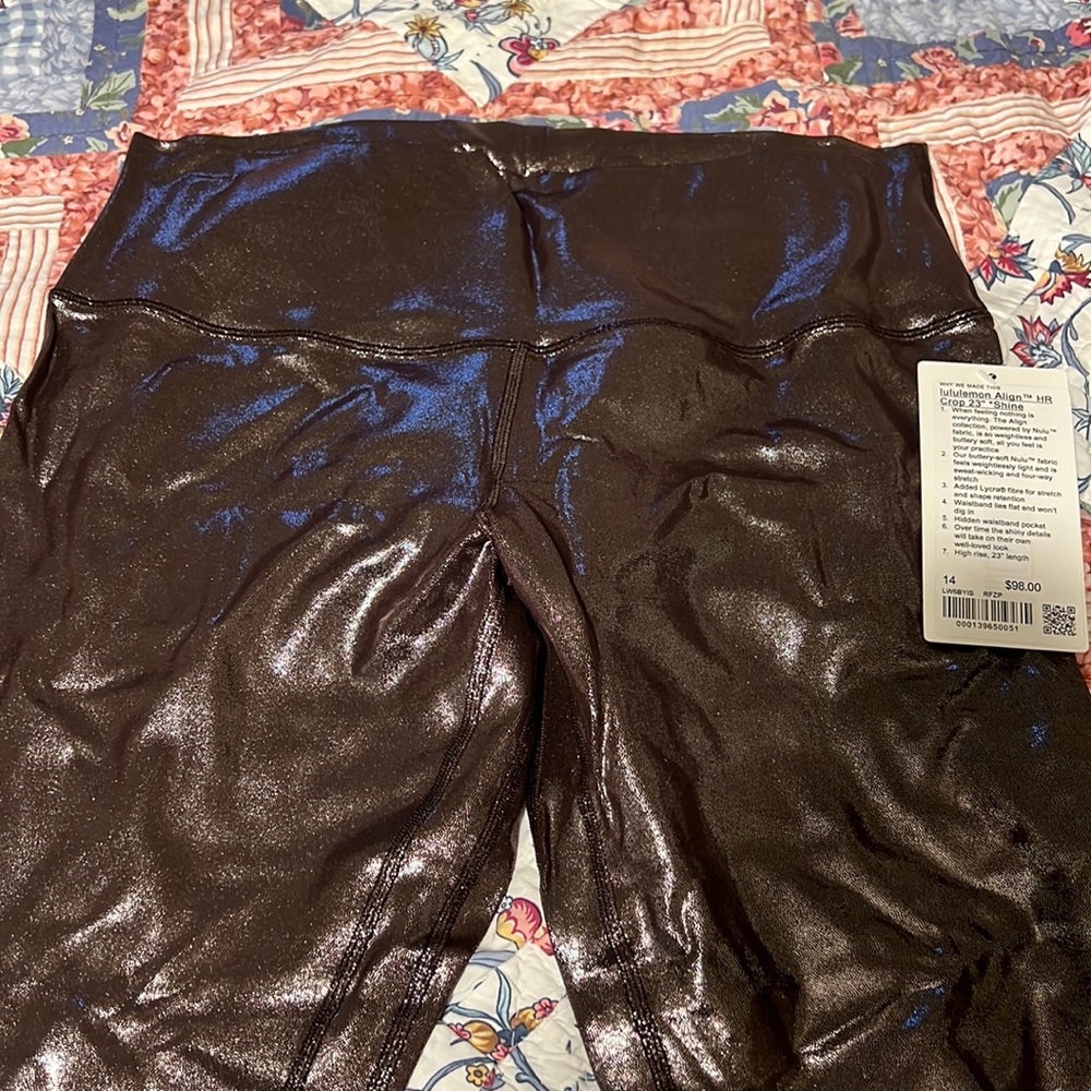 Lululemon align hr crop